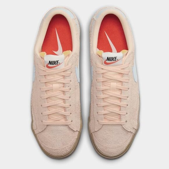 NEW Nike Women's Shoe Peach Size 11 with box - Picture 5 of 5